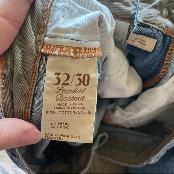 Tommy Bahama Standard Bootcut Jeans - Picture 6 of 7